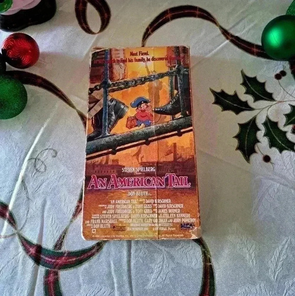 Classic Movie VHS AN AMERICAN TAIL - Picture 1 of 2